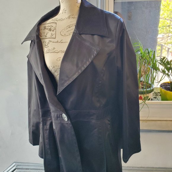 VENEZIA BLACK PLUS SIZE JACKET - Picture 5 of 9